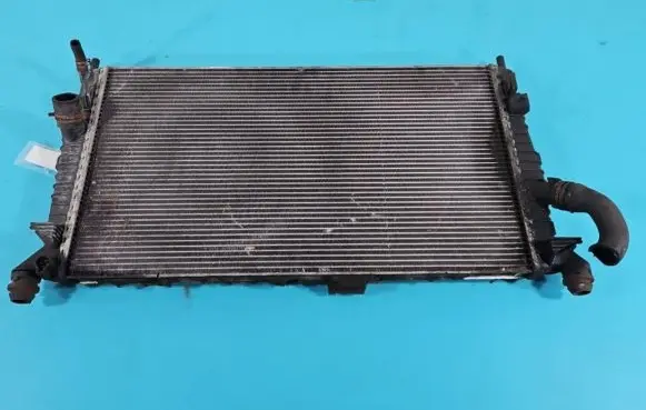 Ford Focus Coolant radiator 3M5H-8005-TL IMPRK1396769