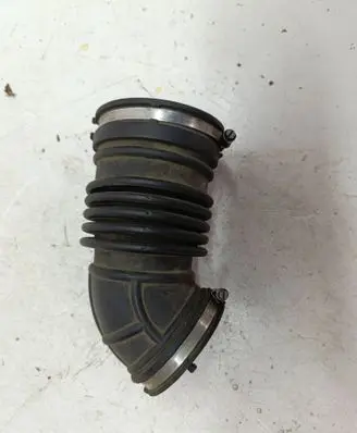Chevrolet Captiva Air intake duct part 20831747