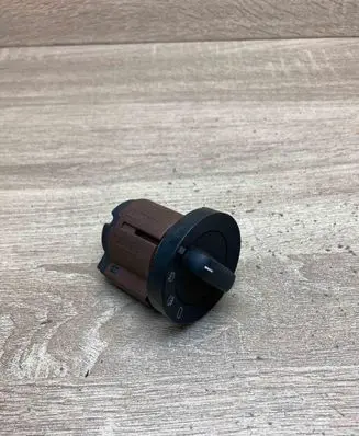 BMW 5 E39 Light switch 8363684 549392022