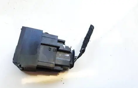 Volkswagen Touareg I Seat heating switch 7l6963570b 7l6963564a