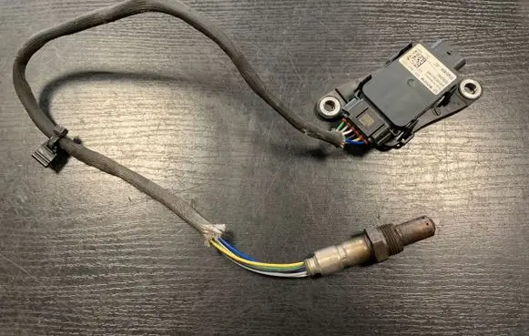 BMW 2 F46 Lambda probe sensor 0281007667 1259018015