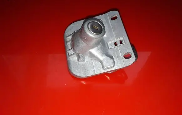 Volvo S60 Tailgate exterior lock 31253043