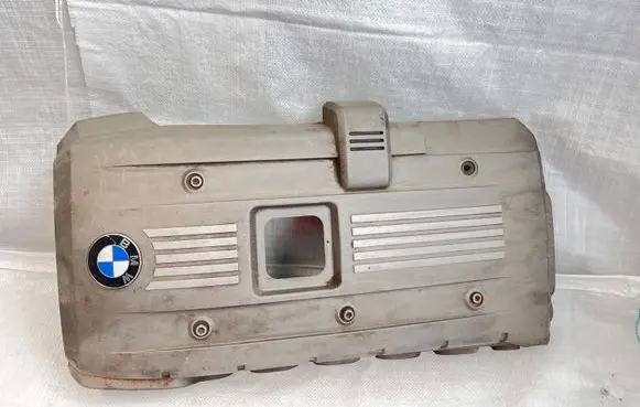 BMW 5 E60 E61 Engine cover (trim) 7531324