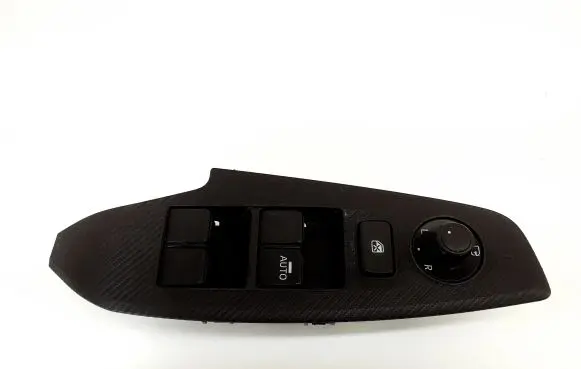 Mazda 3 II Electric window control switch BJE766350