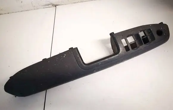 Audi A4 S4 B6 8E 8H Front door window switch trim 8e1867171b