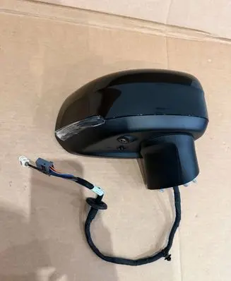 Volvo XC90 Front door electric wing mirror