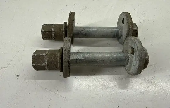 Jeep Grand Cherokee Rear suspension camber bolt 6509343AA 6508488AA