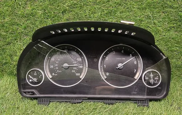 BMW 5 F10 F11 Speedometer (instrument cluster) 9291412 929141201 233930106