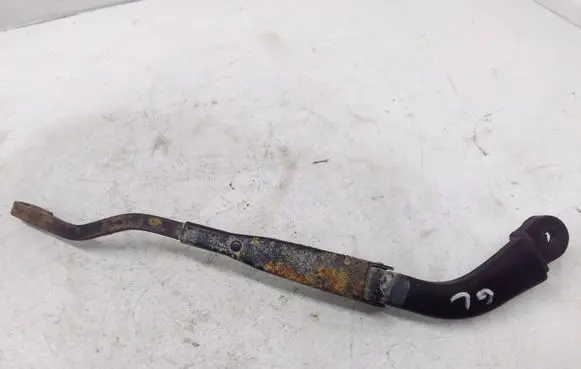 KIA Carens I Rear wiper blade arm