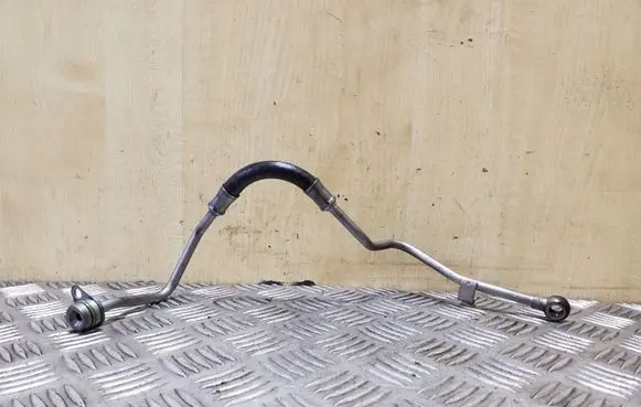 Volkswagen Touareg II Turbo turbocharger oiling pipe/hose