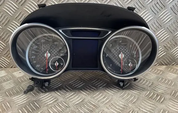 Mercedes-Benz A W176 Speedometer (instrument cluster) A1769005604 A1729022707 A1769019402
