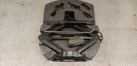 Ford Mondeo MK IV Tool set 