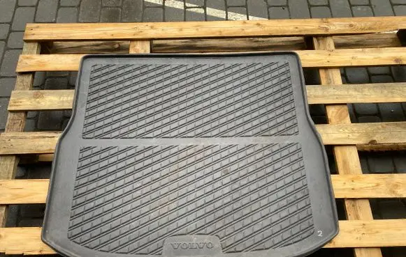 Volvo V40 Rubber trunk/boot mat liner 