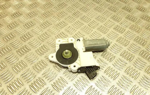 Opel Signum Rear door window regulator motor 106155102 1137328066 24414776