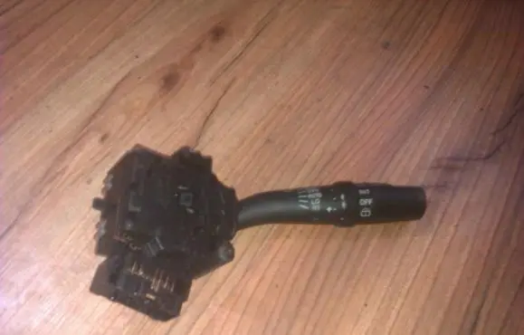 Toyota Avensis T250 Wiper control stalk 173654LH