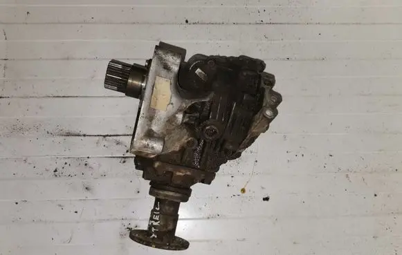 Nissan X-Trail T30 Gearbox transfer box case NOCODE