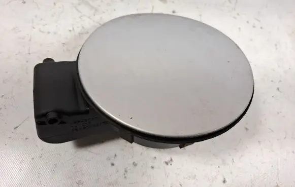 Volkswagen PASSAT B5 Fuel tank cap 3B0809857