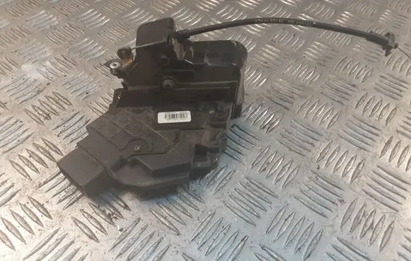 Ford Focus C-MAX Front door lock