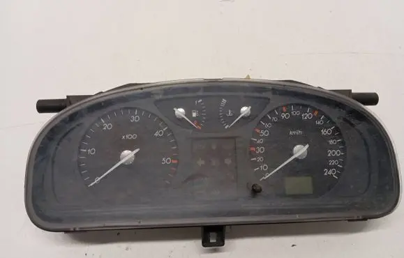 Renault Laguna II Speedometer (instrument cluster) 8200170297 50101550055