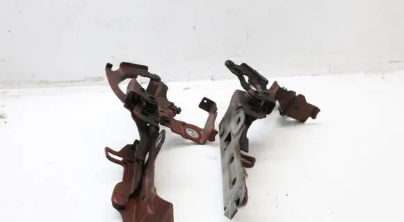 BMW 2 F45 Engine bonnet/hood hinges 7300522 7300521