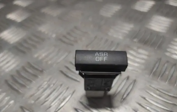 Traction control (ASR) switch