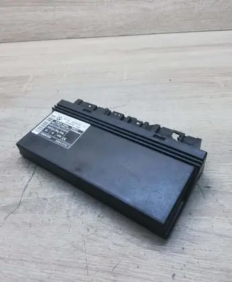 BMW 5 E60 E61 Central body control module 6952664 5WK49110
