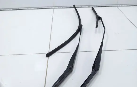 Ford Fiesta Front wiper linkage and motor 8A6117526