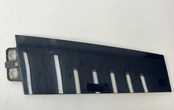Land Rover Evoque I Front door glass trim molding 7275299