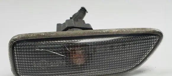 Mercedes-Benz A W169 Front fender indicator light 8658945