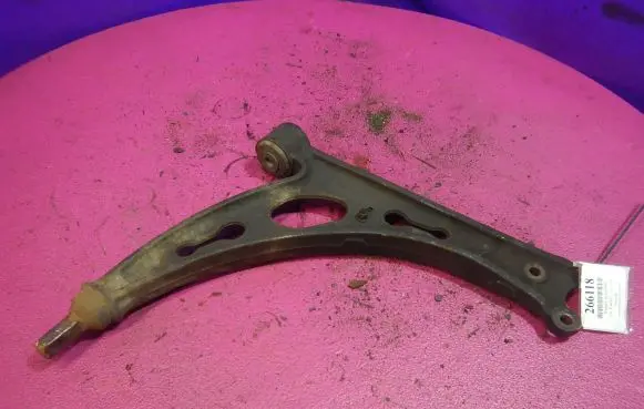 Volkswagen Touran I Front control arm 1K0407153G
