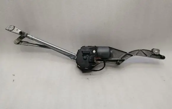 Mercedes-Benz CLS C219 Front wiper linkage and motor A2198200140