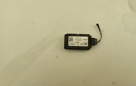 Tesla Model 3 Tire pressure control unit 145896500A