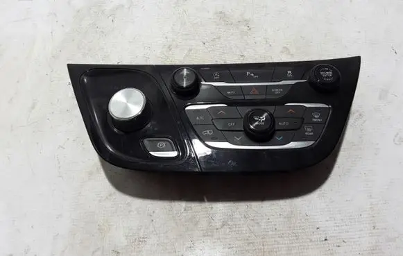 Chrysler Pacifica Air conditioner control unit module 6EV471X8AB