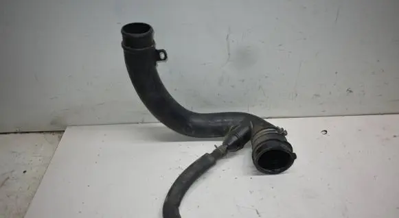 Intercooler hose/pipe