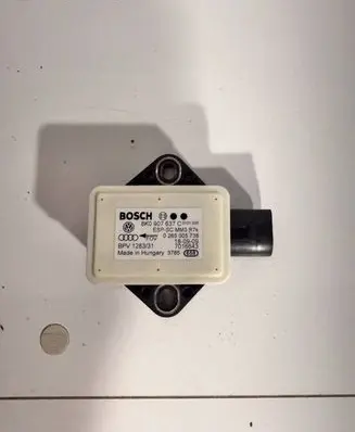 Audi A4 S4 B8 8K ESP acceleration yaw rate sensor 8K0907637C 0265005738