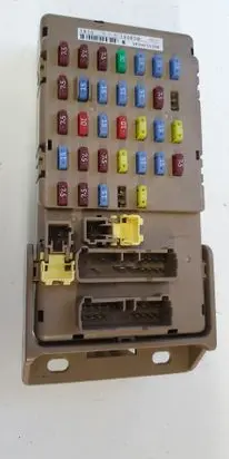 Subaru B9 Tribeca Fuse module