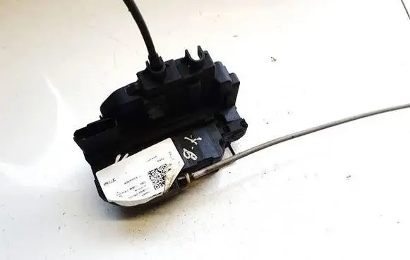 Nissan Qashqai Rear door lock