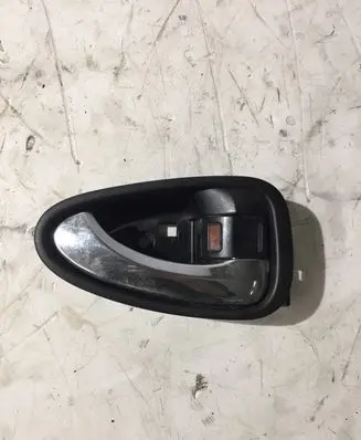 Toyota Avensis T270 Front door interior handle 6920505051