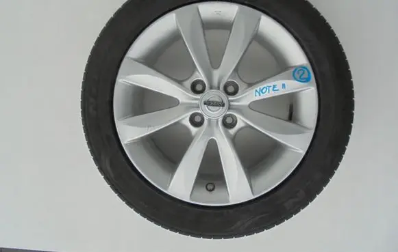 Nissan Note (E12) R15 summer tire 