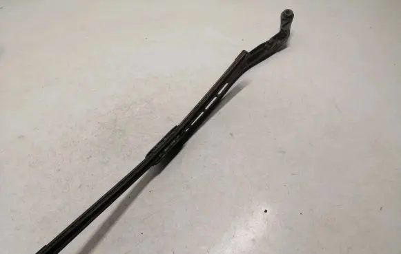 Audi A4 S4 B6 8E 8H Front wiper blade arm 8E1955408C