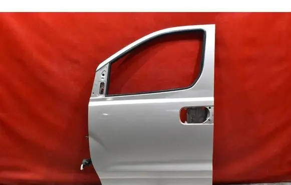 Hyundai H-1, Starex, Satellite Front door 