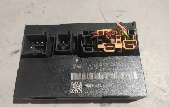 Volkswagen PASSAT B6 Comfort/convenience module 3C0959433R 5DK00906420