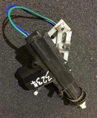 Audi 80 90 B3 Central locking motor 