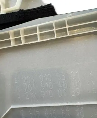 Mercedes-Benz C W204 Seat trim A2049105301 2049105301