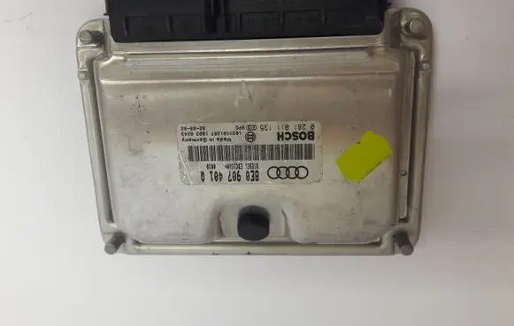 Audi A4 S4 B6 8E 8H Engine control unit/module 0281011135 8E0907401Q