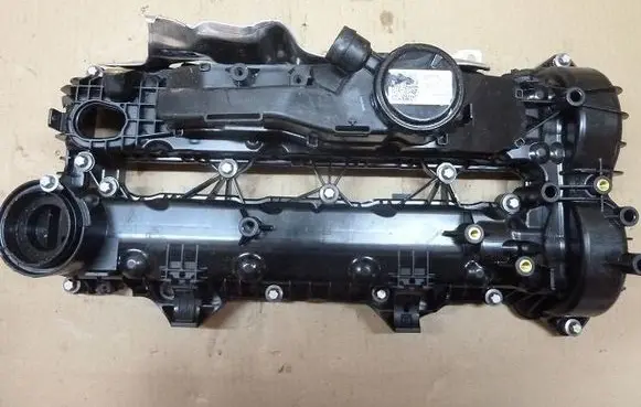 Mercedes-Benz Vaneo W414 Rocker cam cover A6540101314T