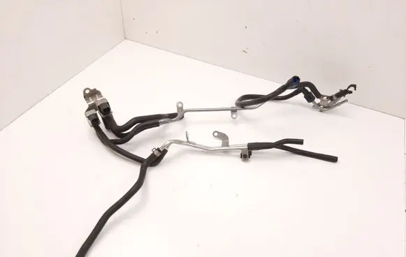 Subaru Forester SJ Fuel line pipe K5T48592 K5T48478