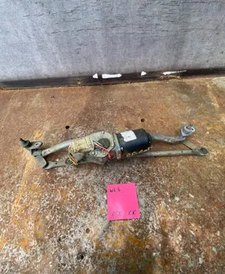 Peugeot 106 Front wiper linkage and motor 