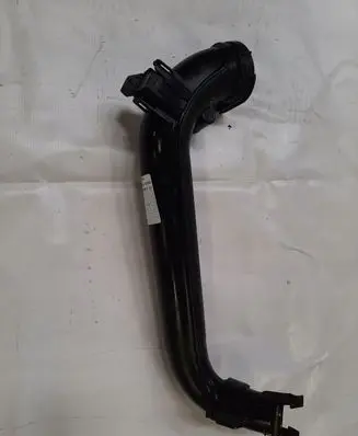 Volkswagen Jetta VI Intercooler hose/pipe 04E145673D