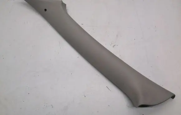 Chrysler Sebring (ST-22 - JR) (A) pillar trim MR444077